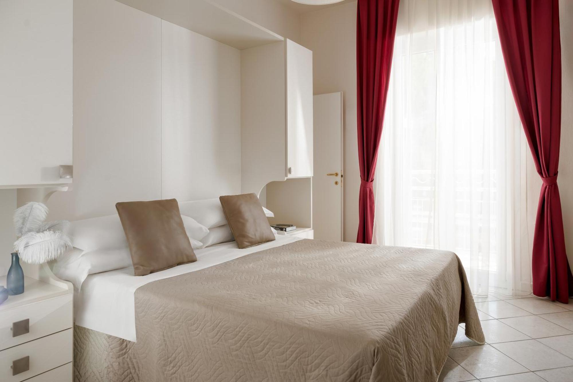 Hotel San Marco ميلانو ماريتيما المظهر الخارجي الصورة