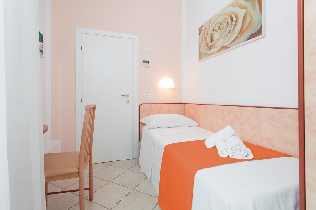 Hotel San Marco ميلانو ماريتيما المظهر الخارجي الصورة